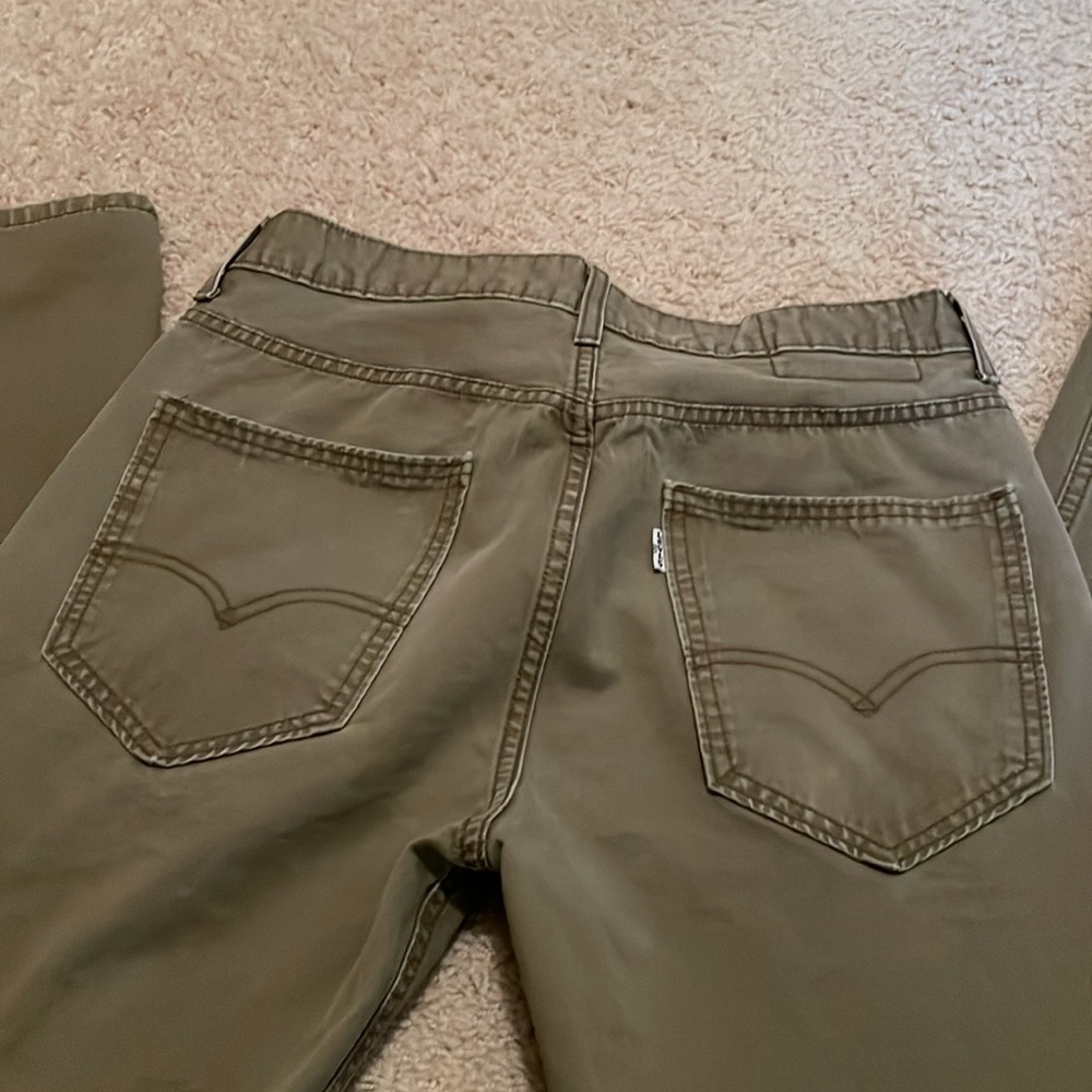 Levi’s Jeans/Khaki 32x34 - Picture 6 of 14